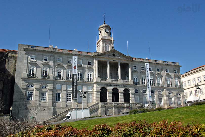 کاخ دا بولسا-Palacio-da-Bolsa