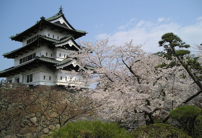 قلعه هیروساکی-hirosaki_castle