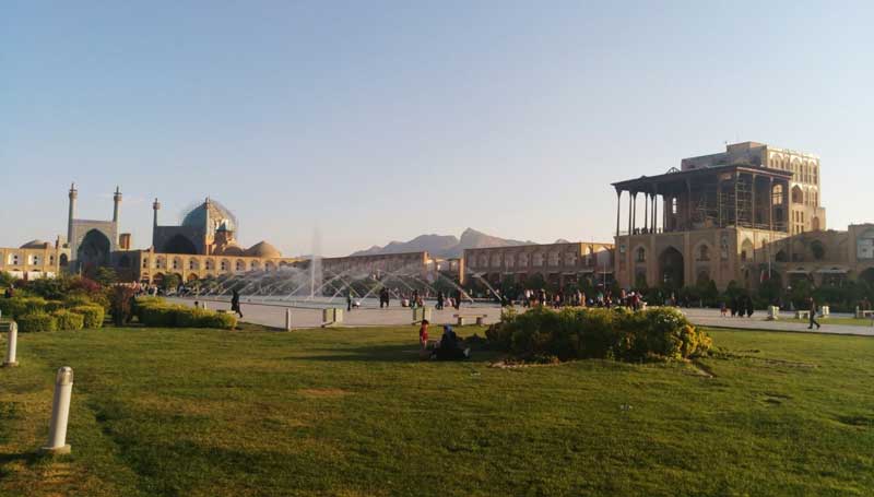 Naqsh-e-Jahan-Square میدان نقش جهان
