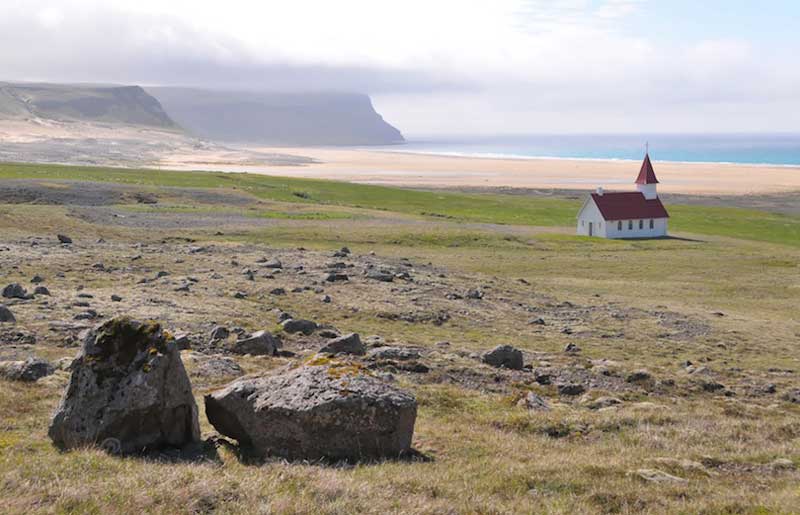 دیدنیهای ایسلند,جاذبه های توریستی ایسلند,ساحل Breidavik
