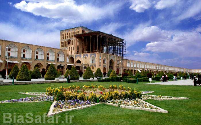 سفر به اصفهان و اقامت در اصفهان